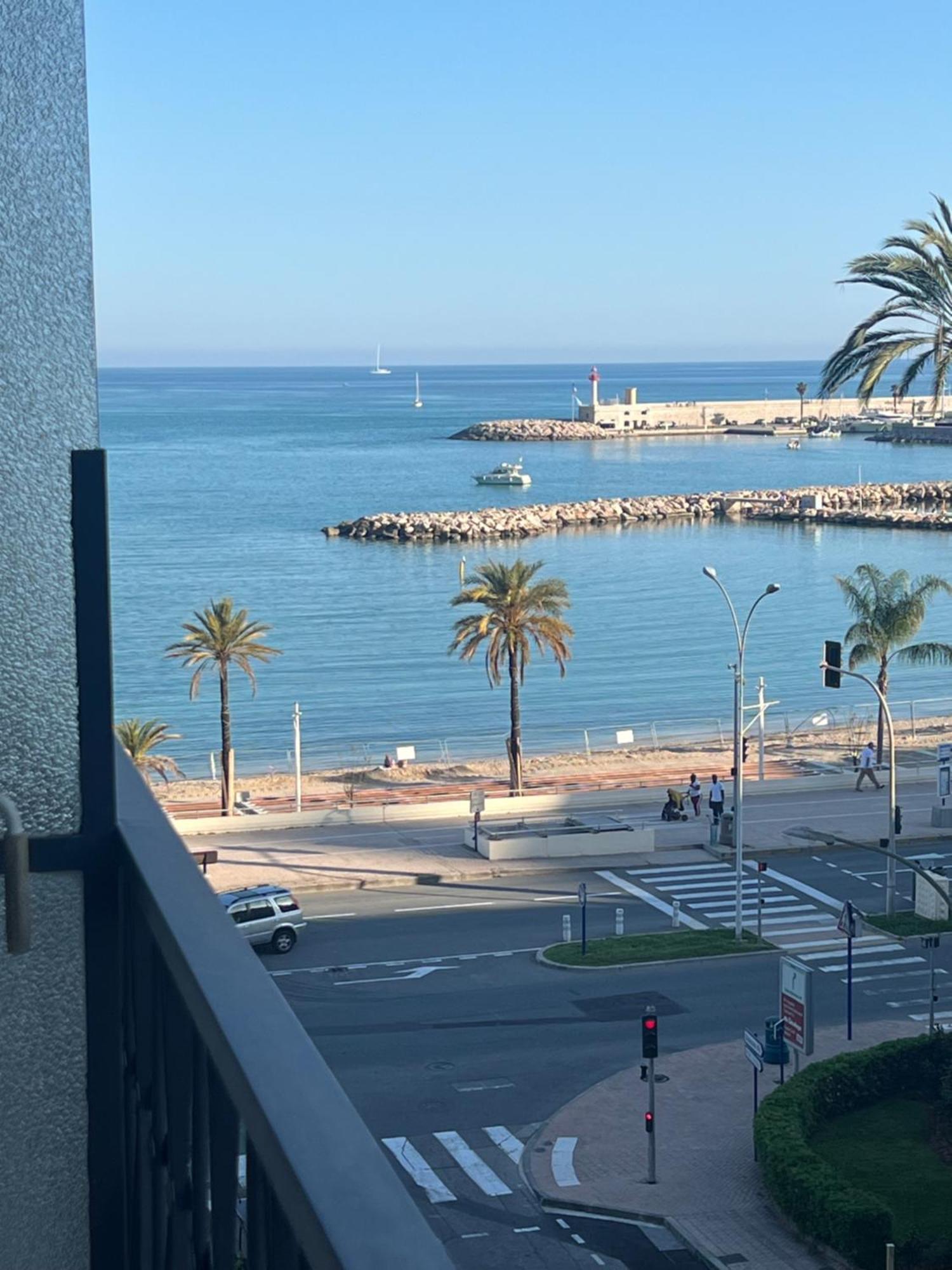 Residence Mona Lisa Bord De Mer Ментона Екстериор снимка