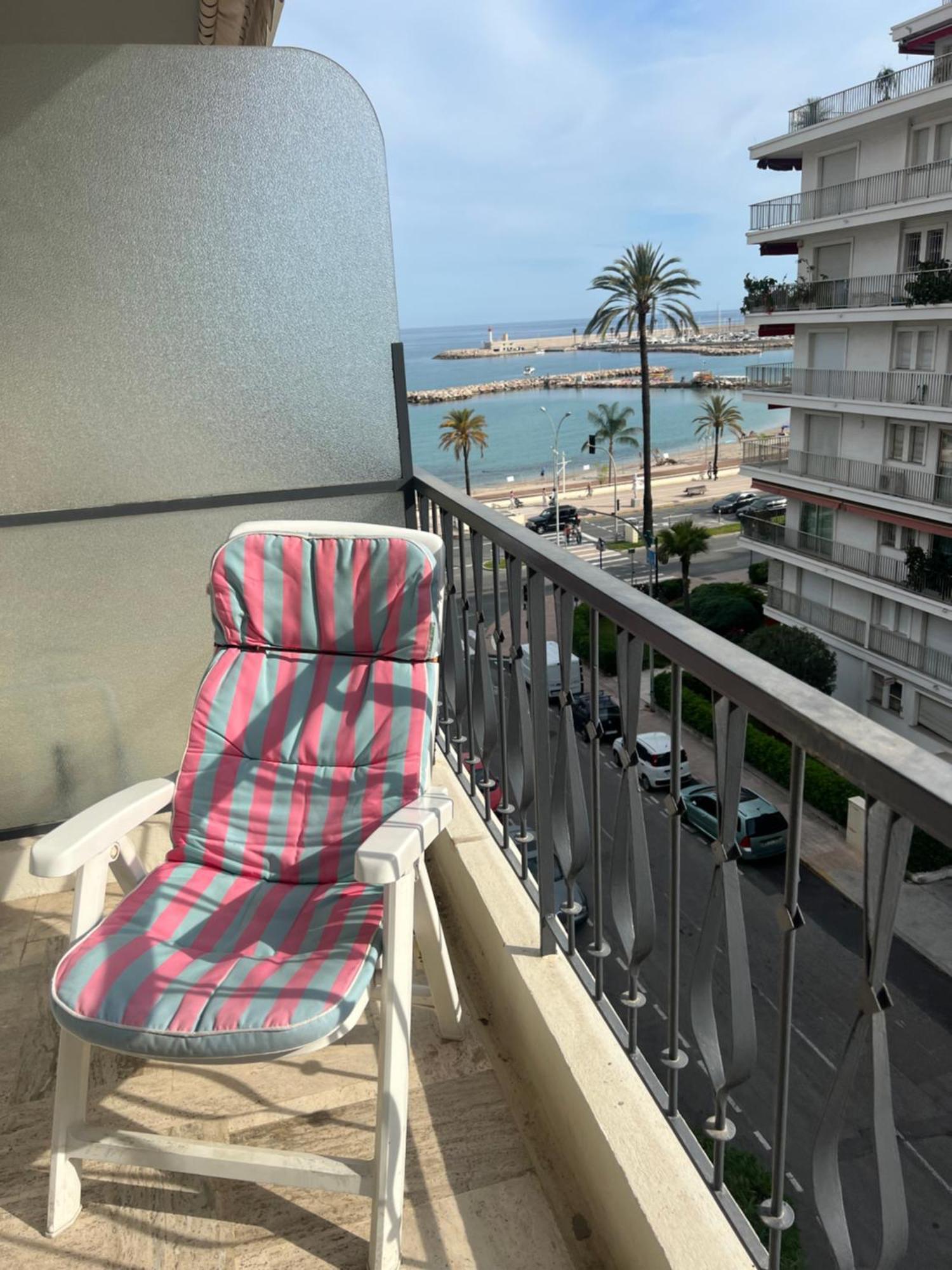 Residence Mona Lisa Bord De Mer Ментона Екстериор снимка